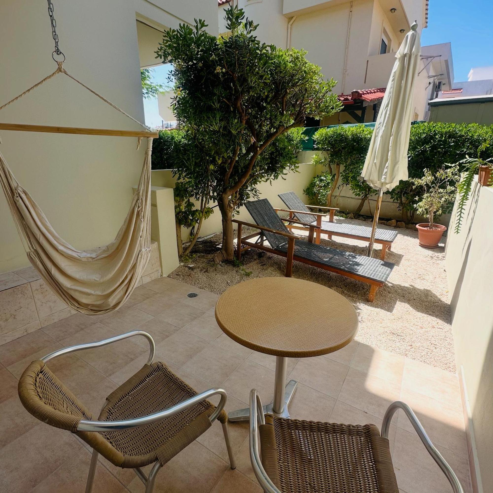 Goji Vegan Aparthotel 3*